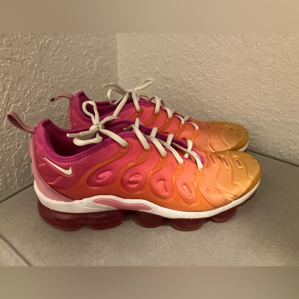 Pink Vapormax